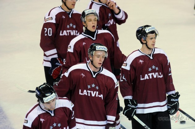 HOKEJS_!!!_PRBAUDES_SPLES_2011_UZVARR_!!!
