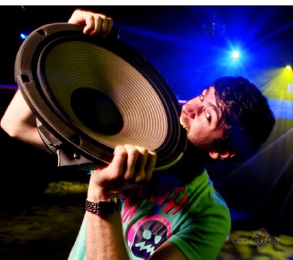 THE_BEATSHAKERS_Feat_DJ_ANTOINE