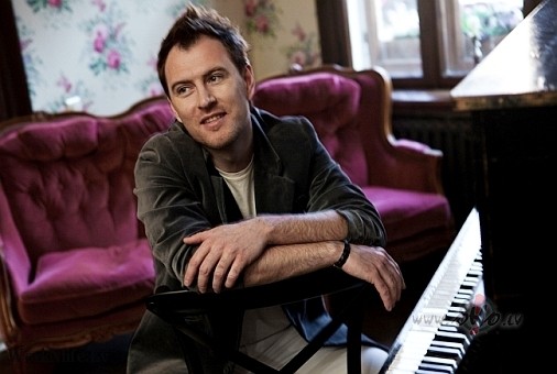 AR_LABU_ ** J__N_I_S__S_T__B_E_L_I_S **