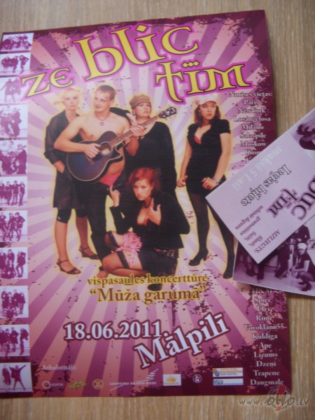 Apl�koju savas kurpes. vai die, kur meiti� brad�juse! t�di ...