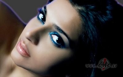 ARMIN_Van_BUUREN_Feat._NADIA_ALI