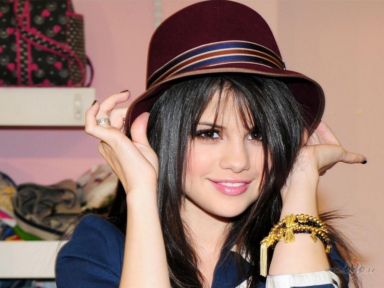 JAUNUMS_ ** SELENA_GOMEZ_&_THE_SCENE **