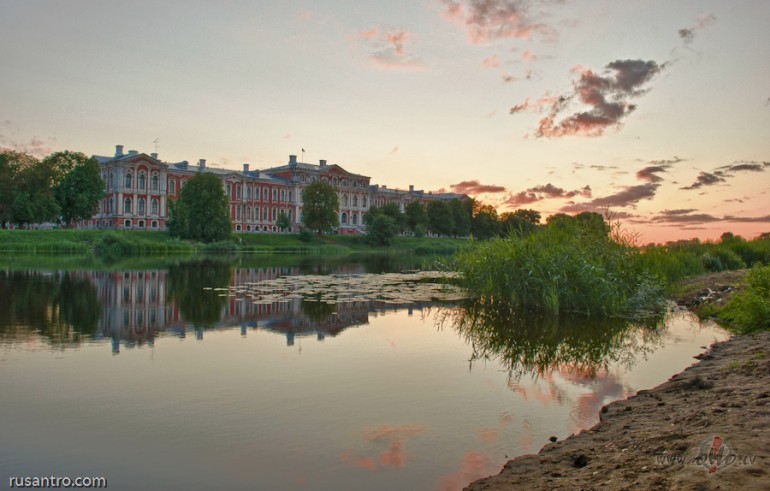 Ar labu nakti, Jelgava!