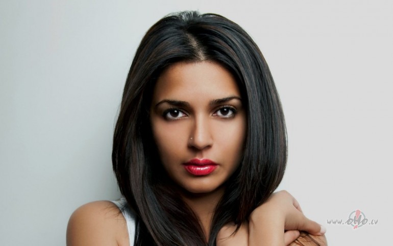 JAUNUMS_ ** NADIA_ALI **