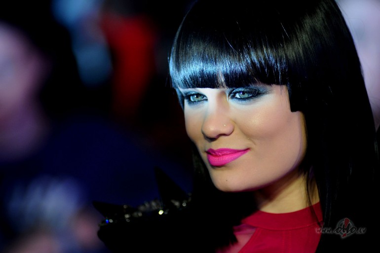 JESSIE_J