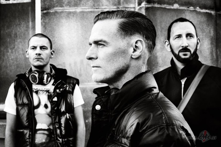 BRYAN_ADAMS_Feat._LOVERUSH