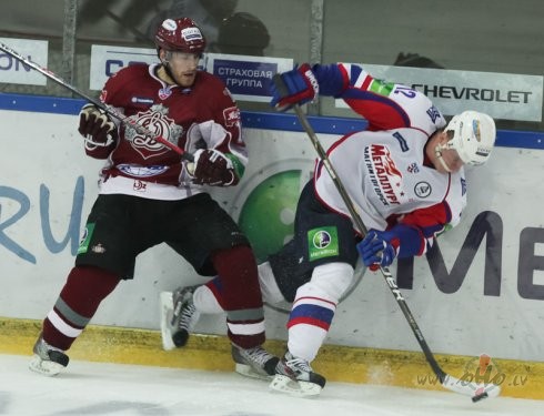Hokejs... KHL speeles...