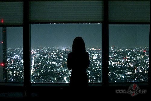 AR_LABU_ ** CHRISTINA_PERRI **