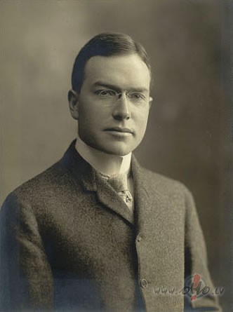 Earn 1 % or 100 % ? -  John D. Rockefeller quotes