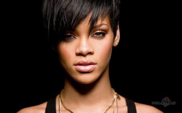 RIHANNA_Ft._MIKKY_EKKO