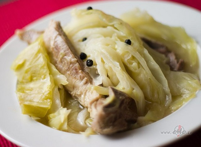 Mazliet pasteidzos, bet nu sagribeejaas :)))