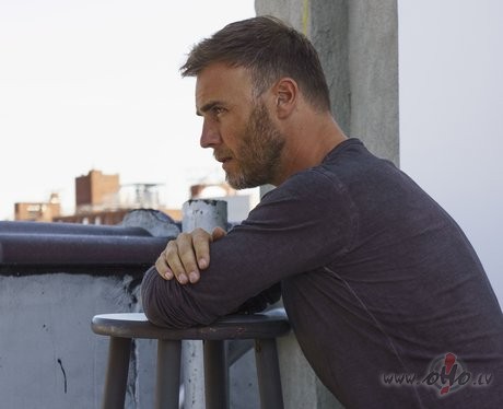 JAUNUMS_ ** GARY_BARLOW **