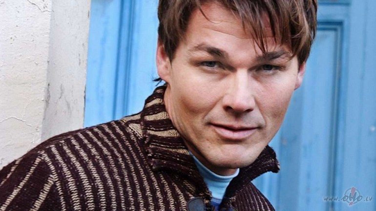 JAUNUMS_ ** MORTEN_HARKET **